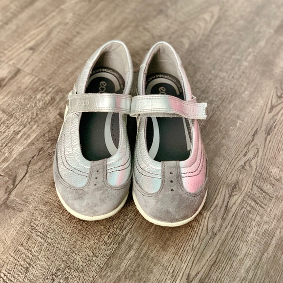 shoe size 13.5 in european